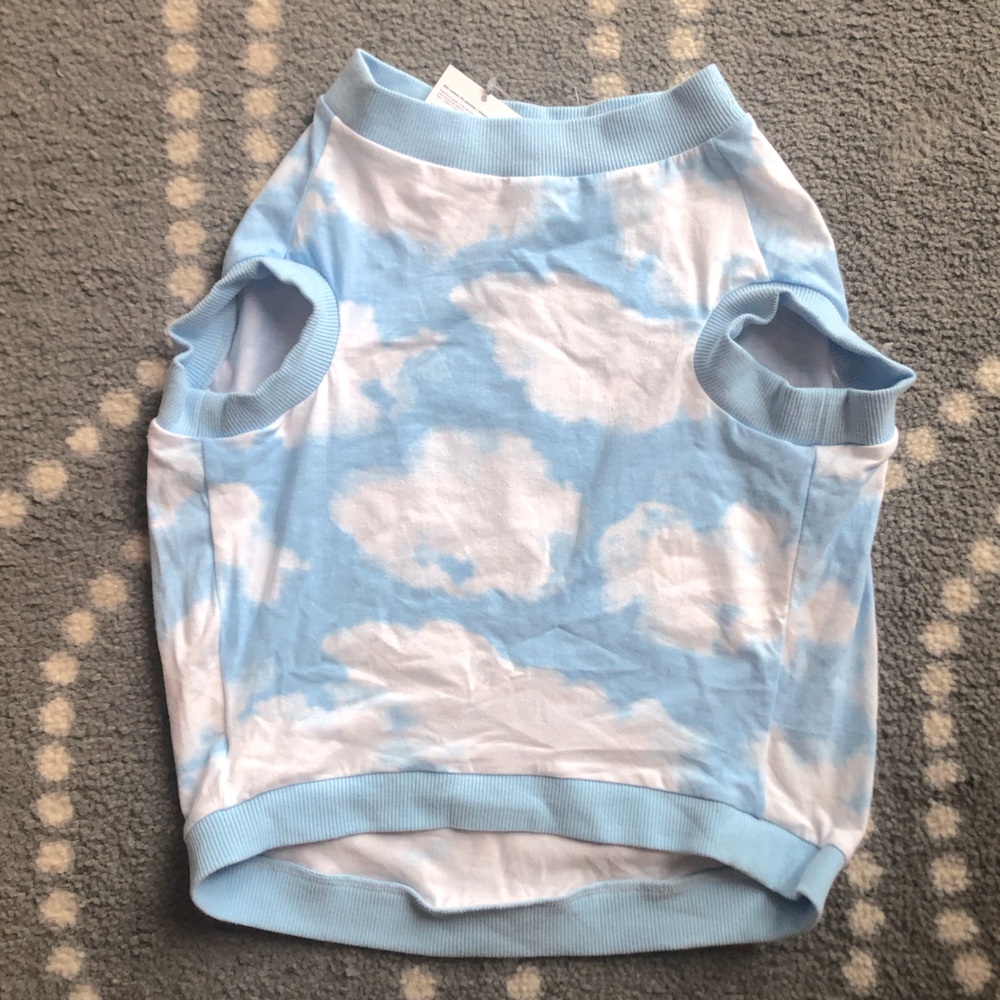 Old Navy - Cloud 9 Dog T-shirt - NEW WITH TAGS - Size Large